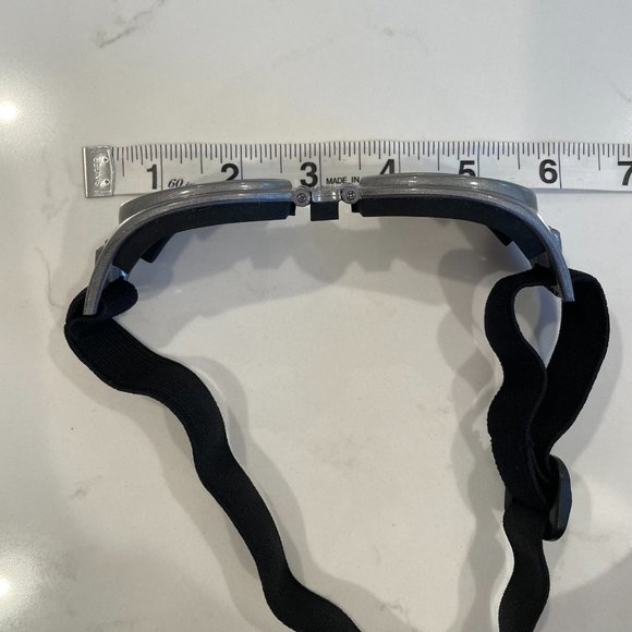 Snowboarding & Sledding Goggles UV Protection for Boys & Girls Youth Beginner - Picture 9 of 10